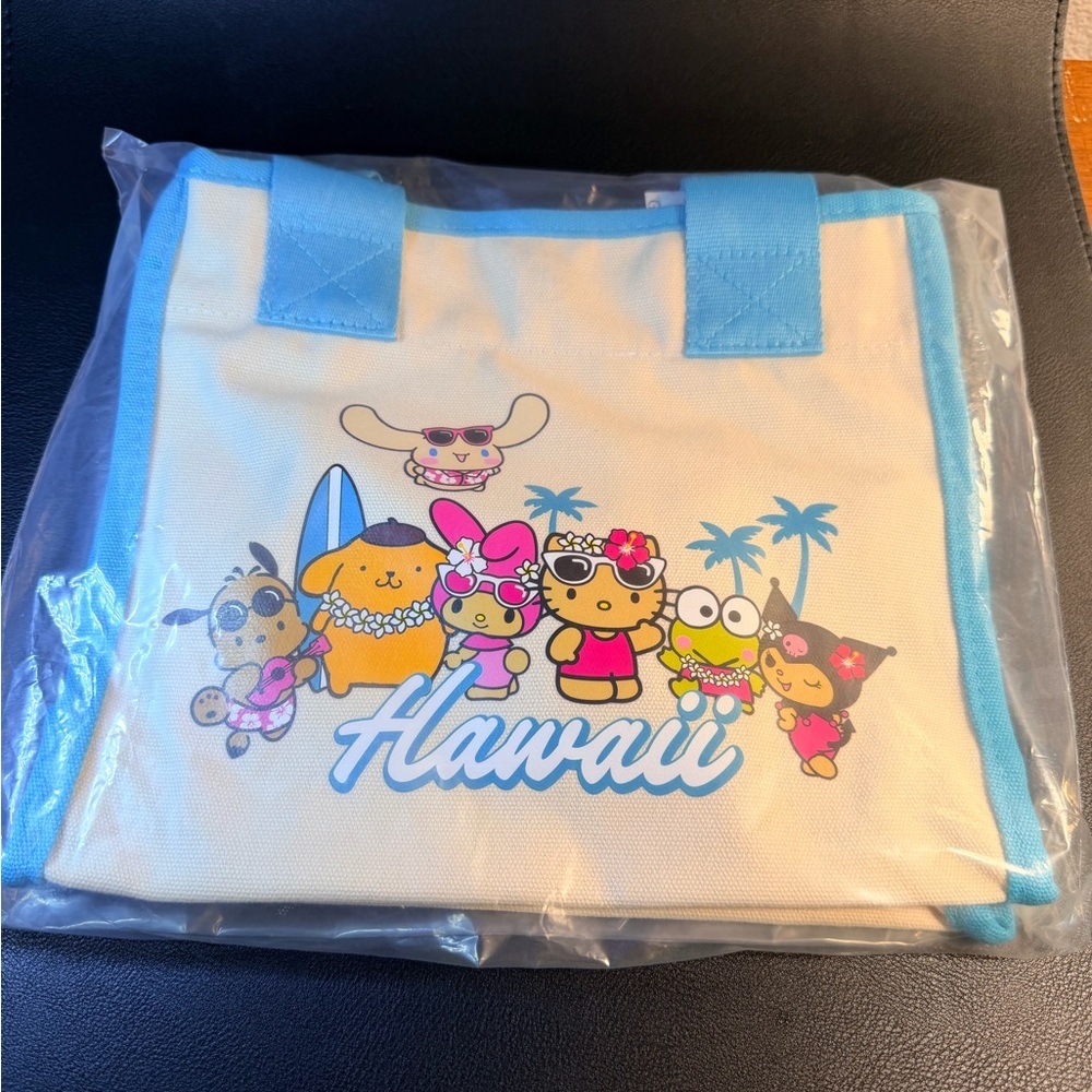 Hello Kitty “Hawaii Exclusive” Blue and Cream Tote Bag